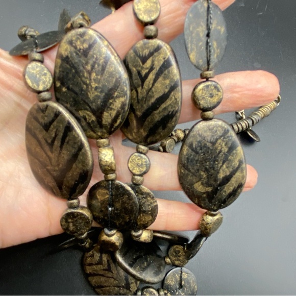 Boho Tribal Multi-Layered Chunky Beads Ethnic Inspired Necklace - Picture 2 of 6